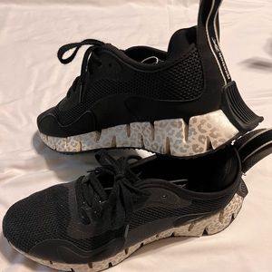 Women’s Reebok Zigs